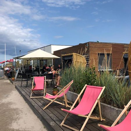 Ferienwohnung Sandkueste Mit Strandkorb & Indoor Spielplatz Heiligenhafen Luaran gambar
